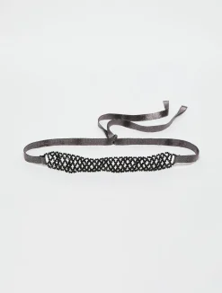 Beaded ribbon choker