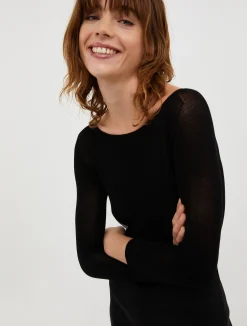 Boat-neck knitted jumper