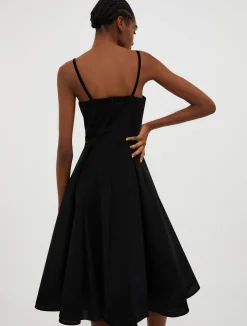 Corolla-shaped jersey dress