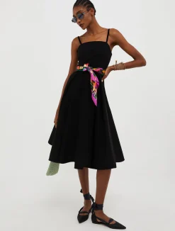 Corolla-shaped jersey dress