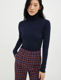 High-neck jumper