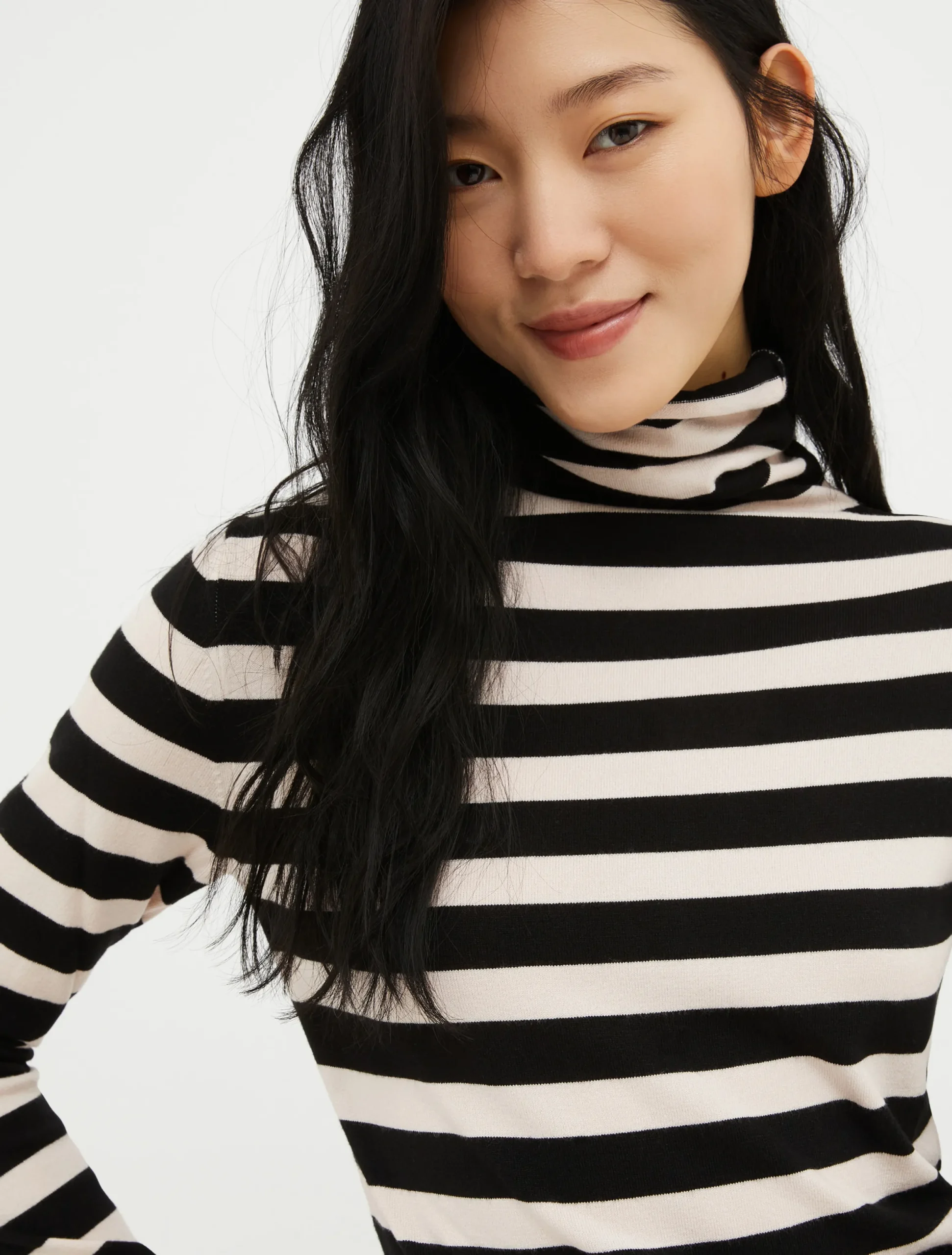 High-neck jumper