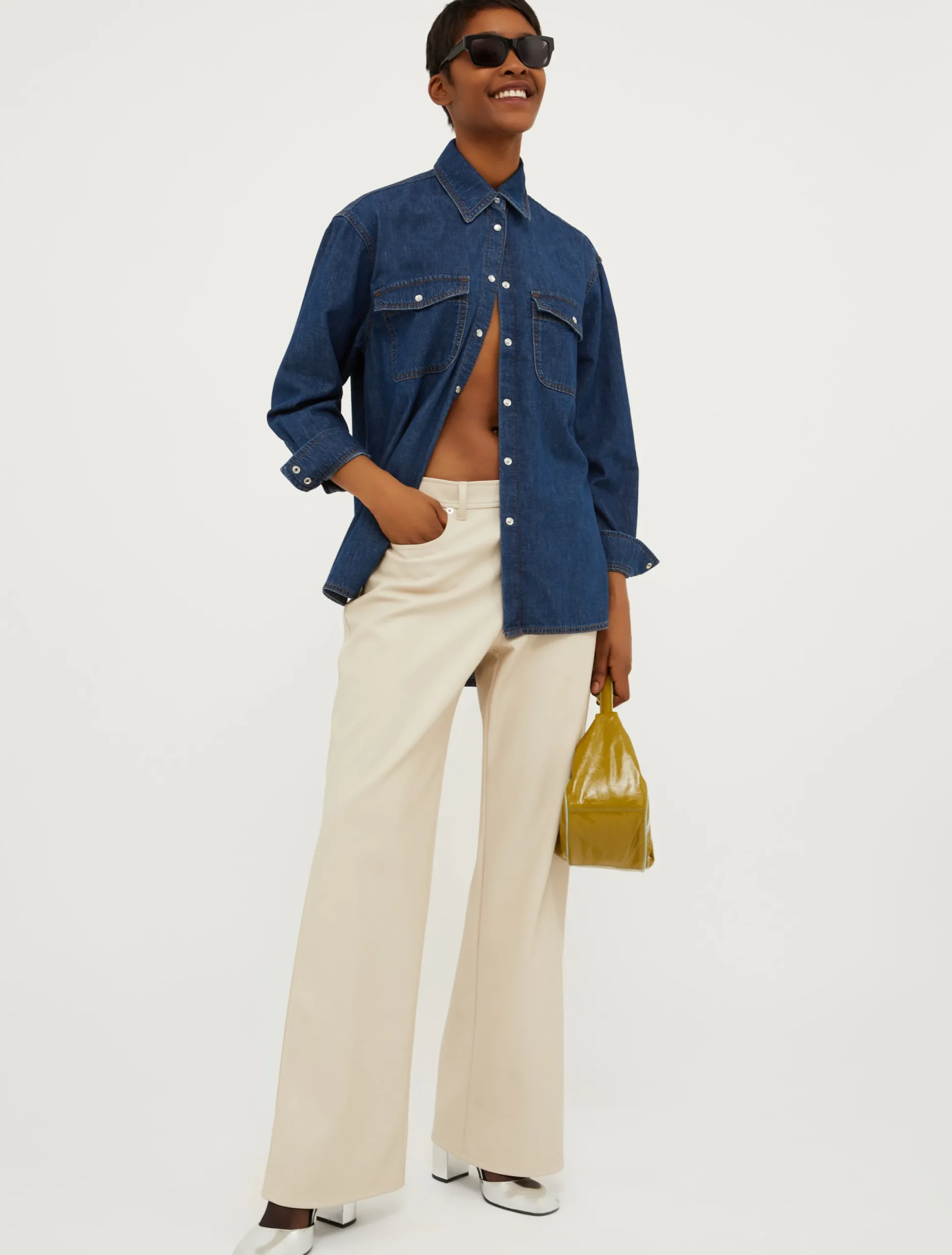 Hug patent-leather bag