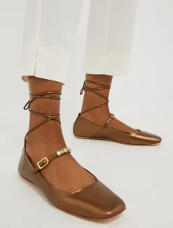 Laminated leather ballet flats