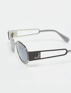 Oval metal glasses