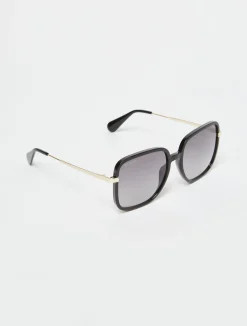 Oversized square sunglasses