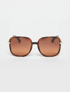 Oversized square sunglasses