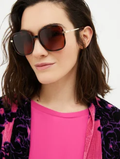 Oversized square sunglasses