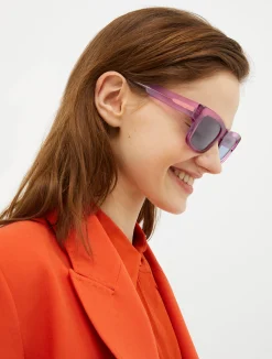 Rectangular acetate glasses