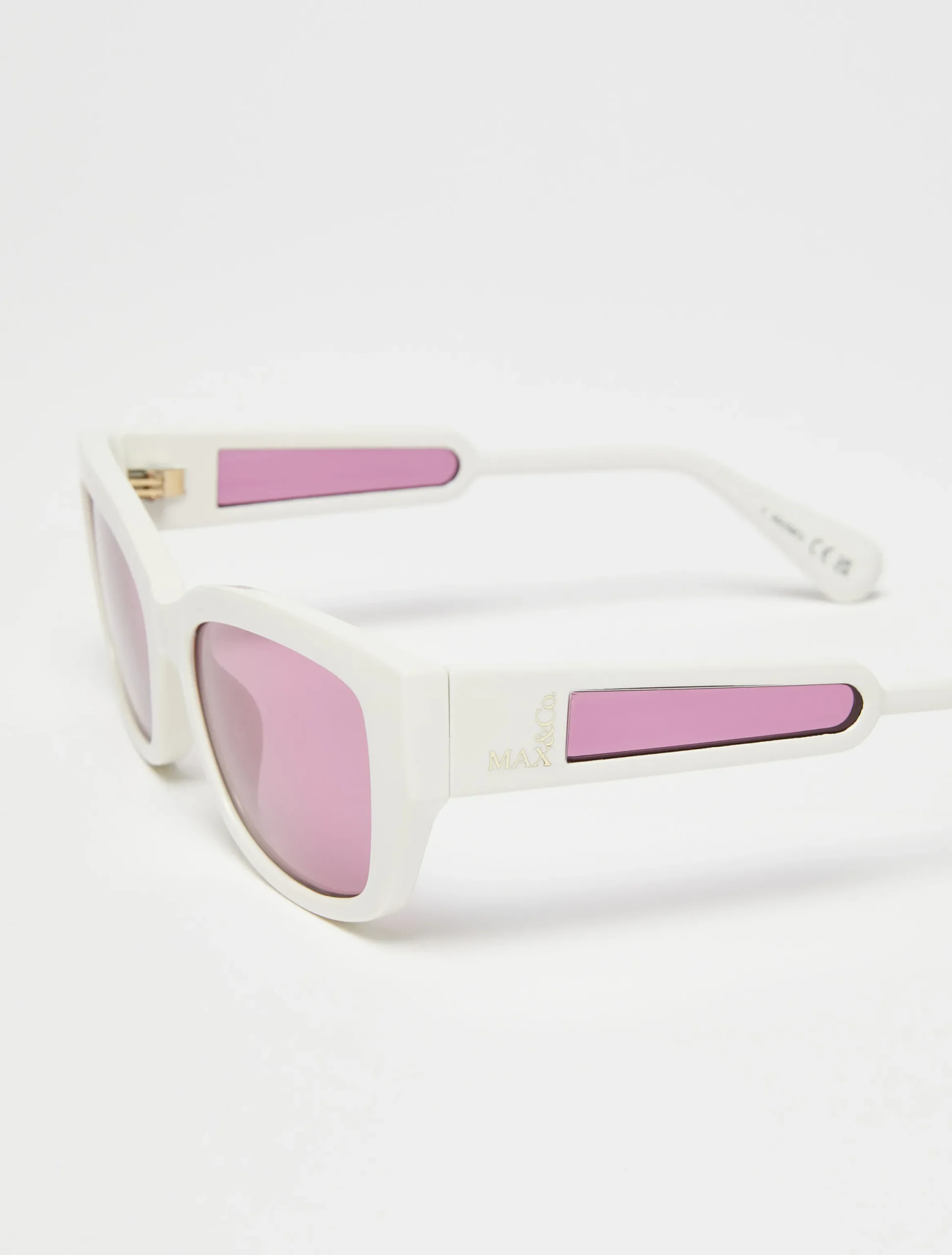 Rectangular butterfly sunglasses