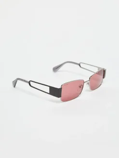 Rectangular metal glasses