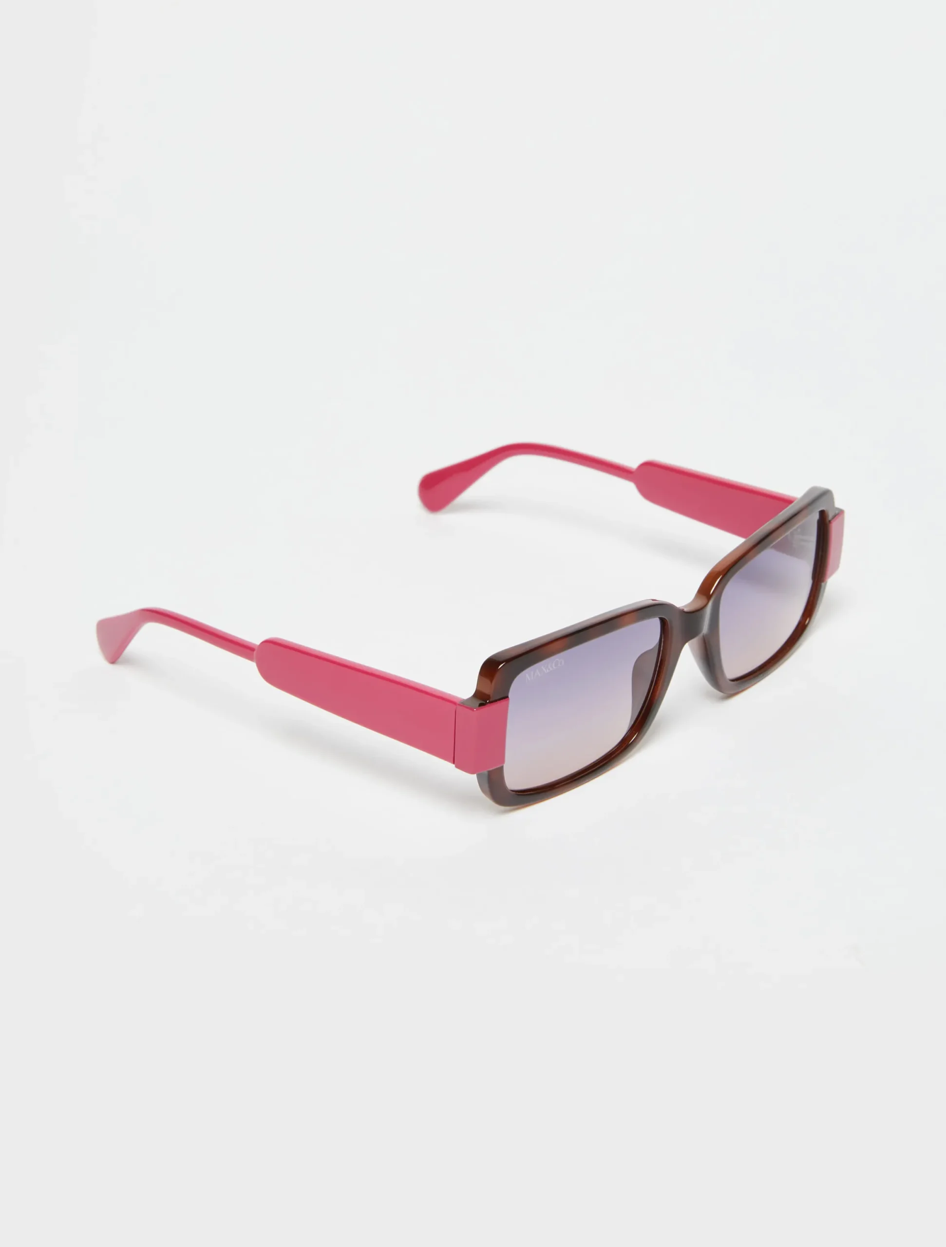 Rectangular two-toned glasses
