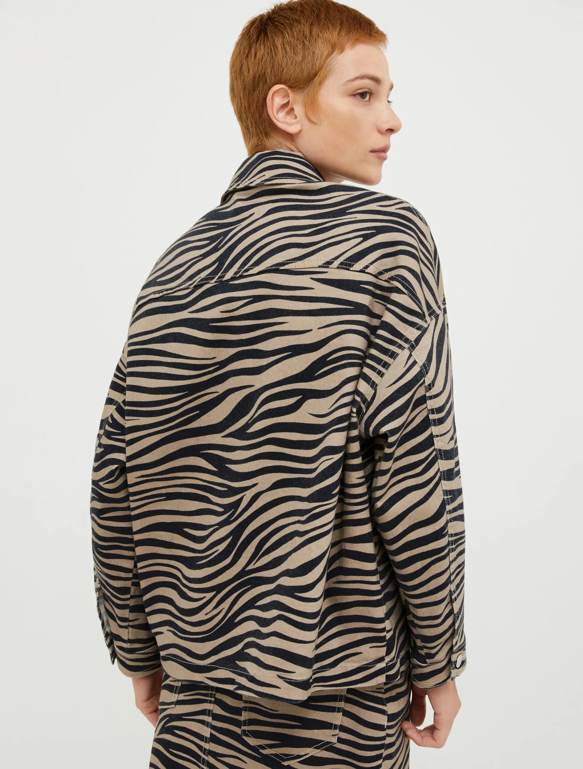 Relaxed-fit drill shacket
