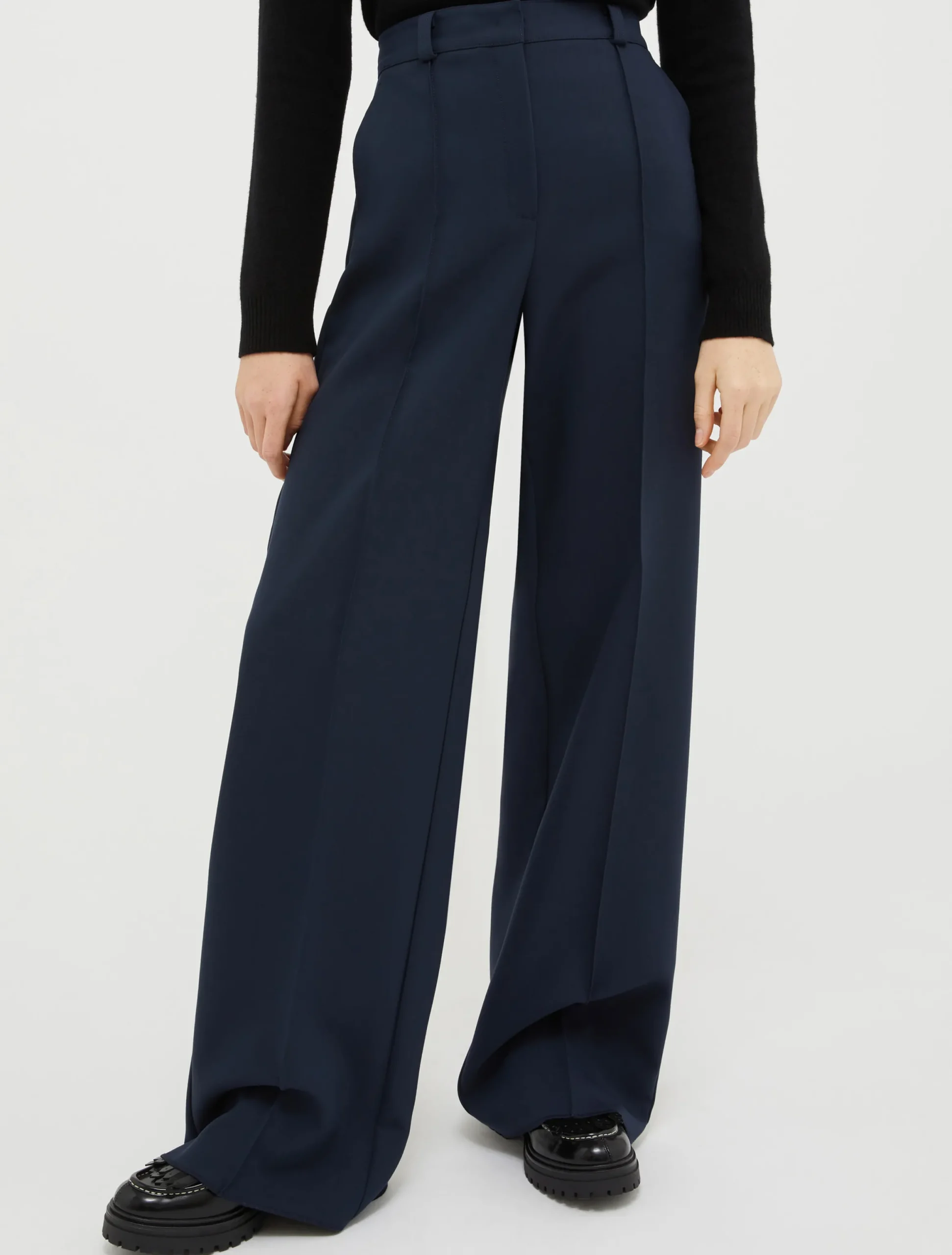 Relaxed-fit trousers