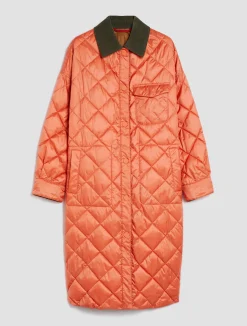 Reversible quilted coat