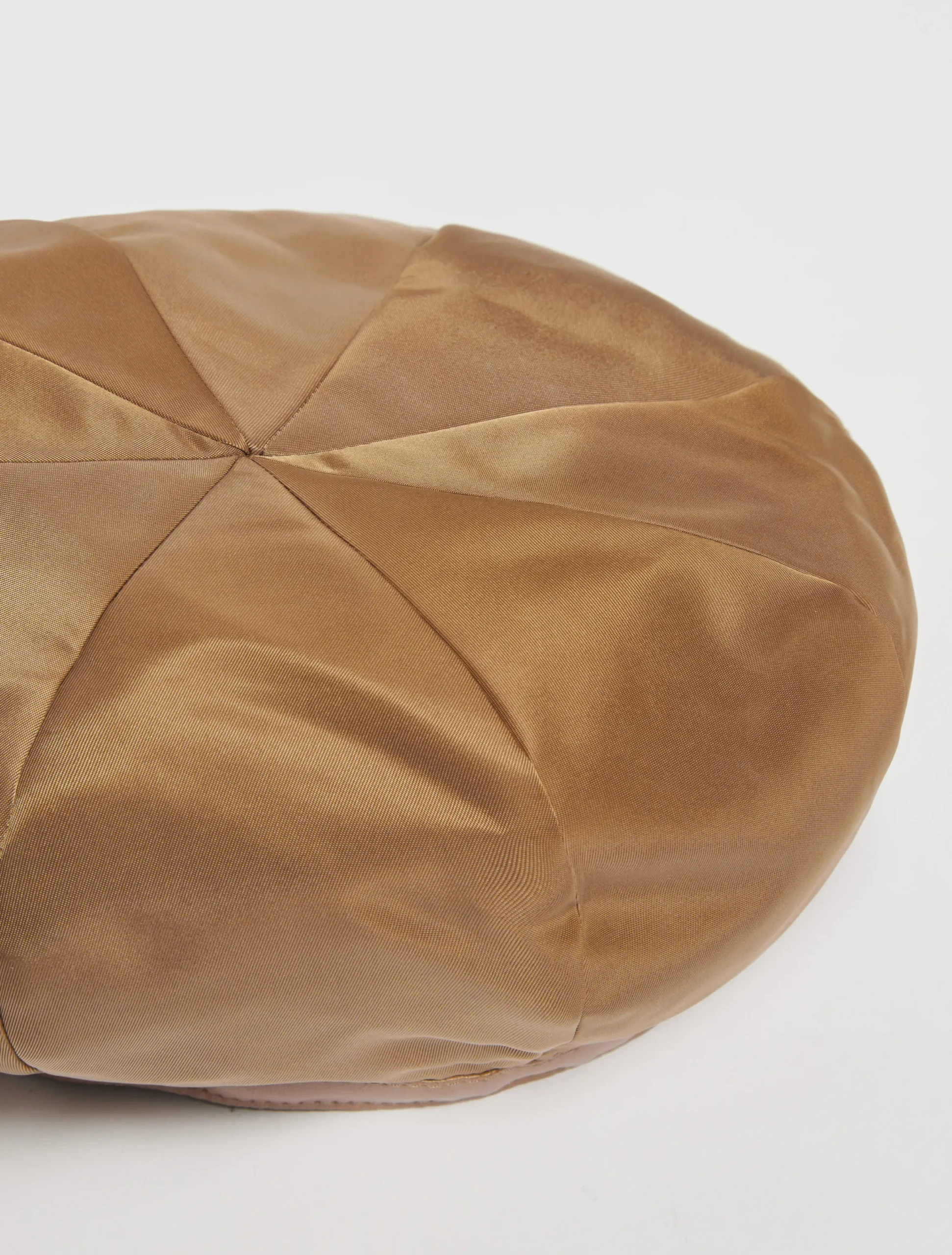 Satin beret