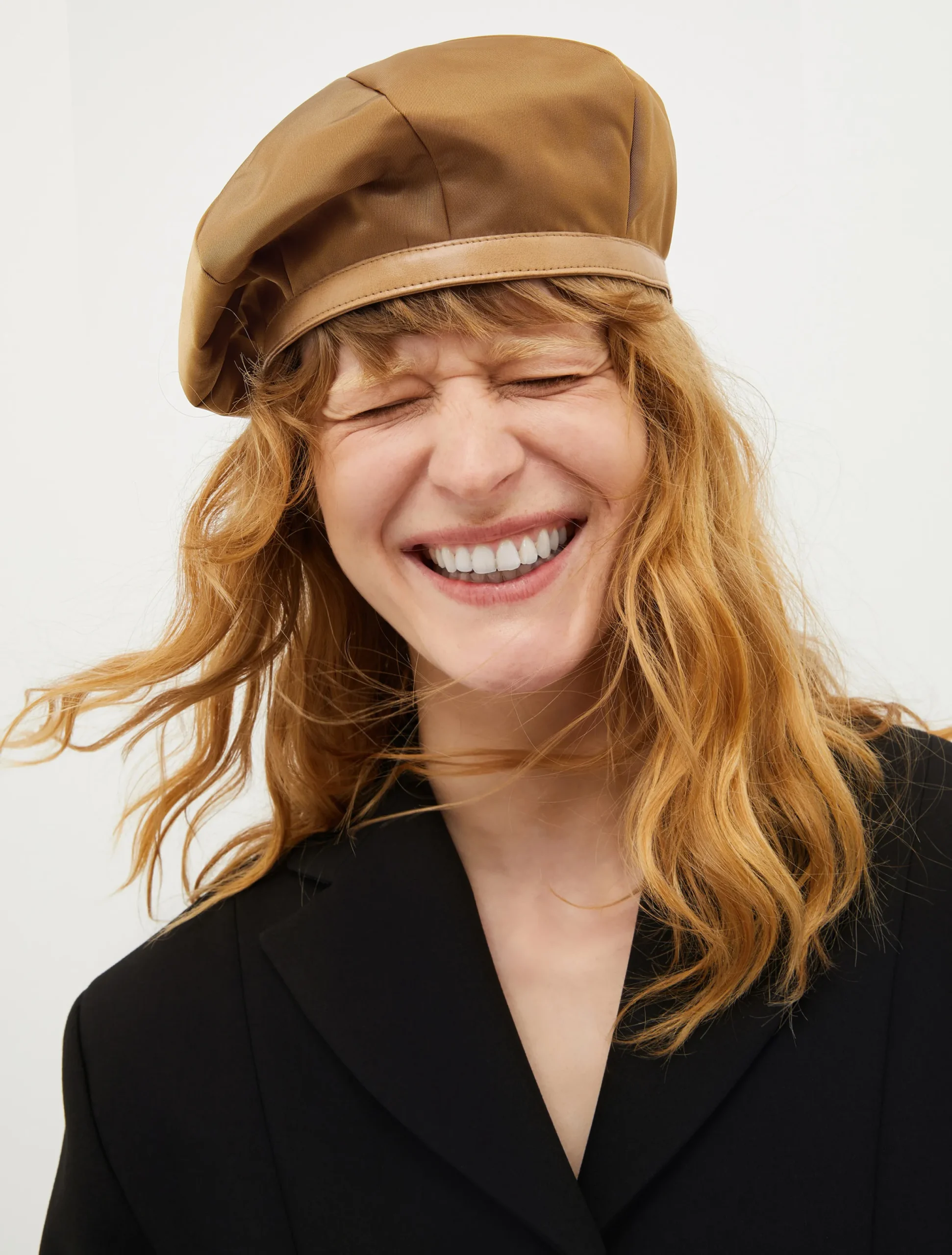 Satin beret
