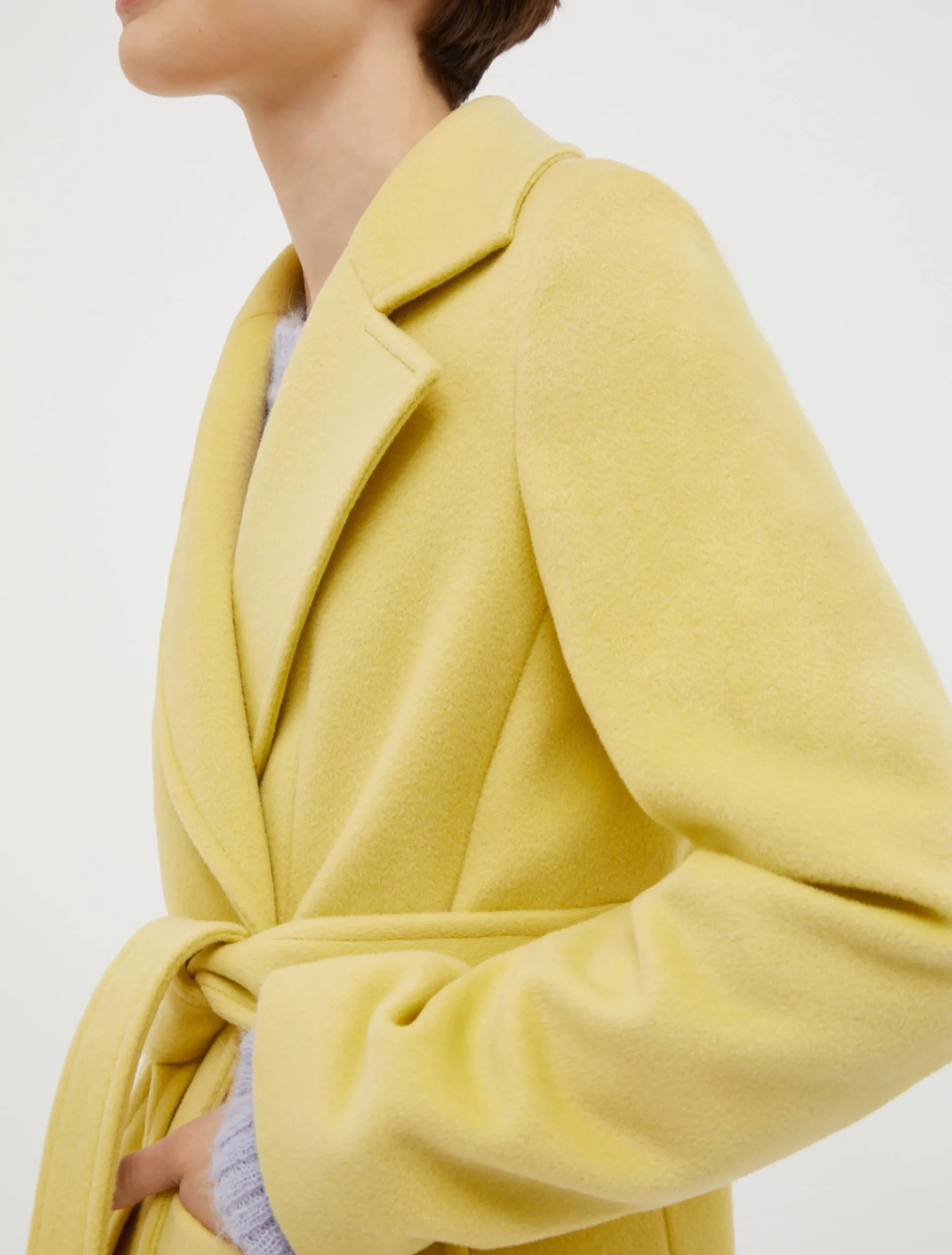 Shortrun wool coat