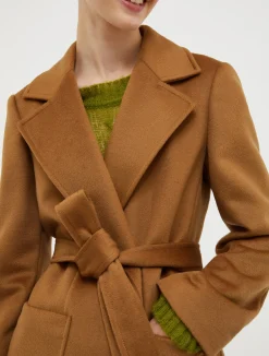 Shortrun wool coat
