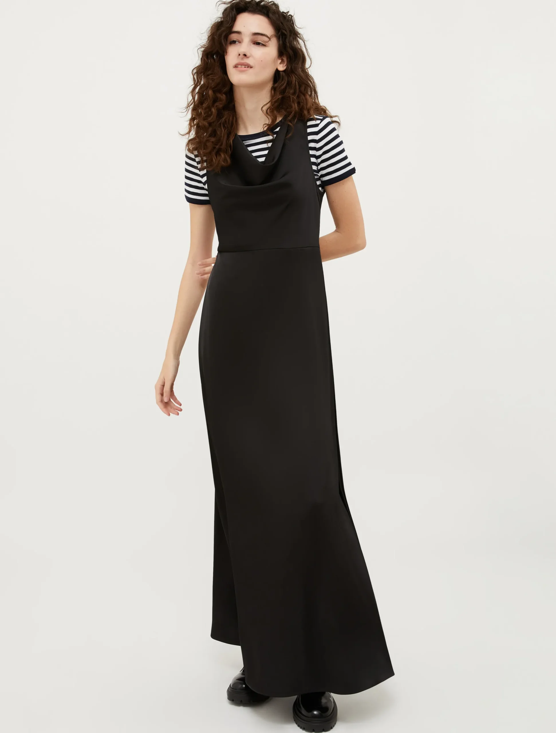 Sleeveless satin maxi dress