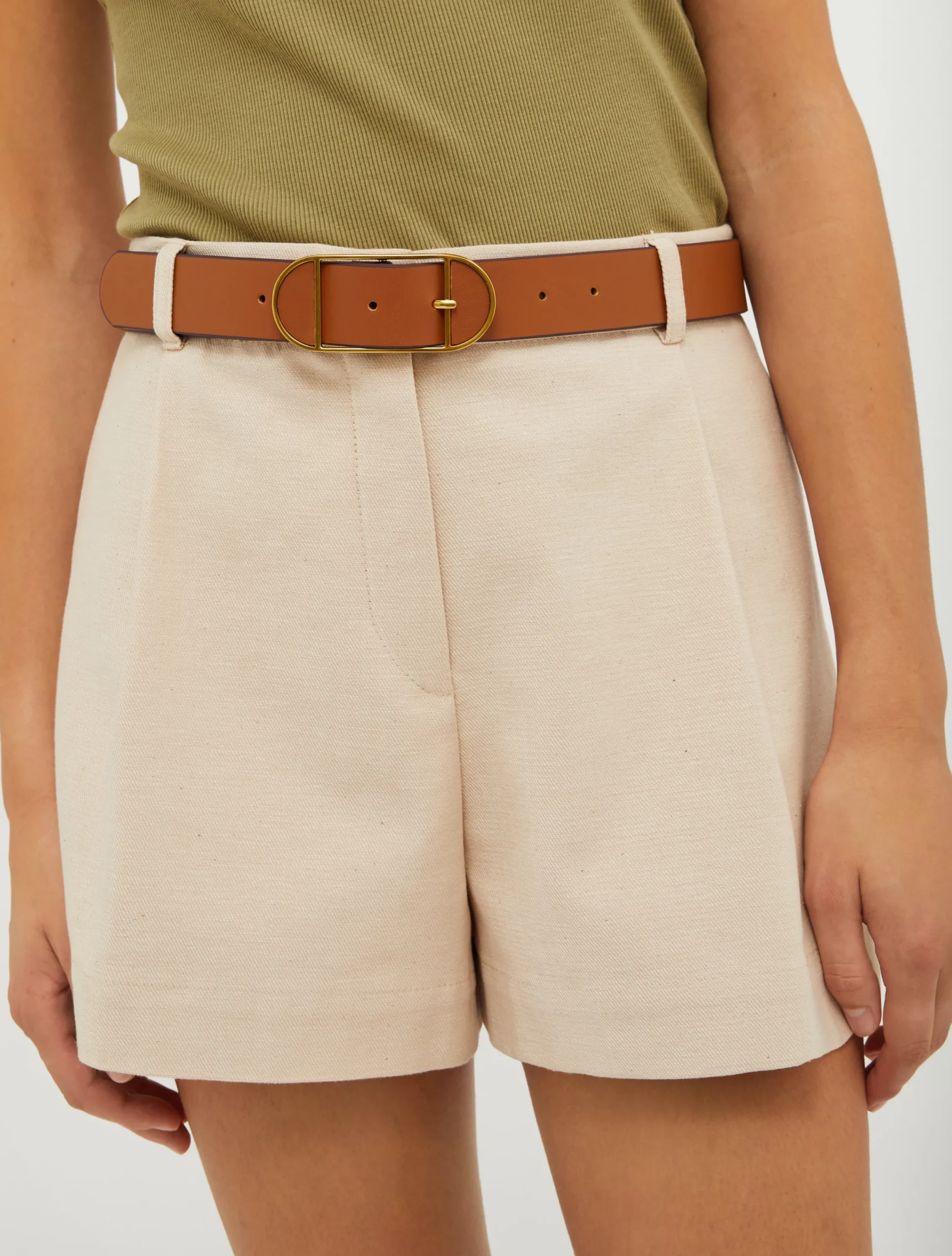 Slim leather belt