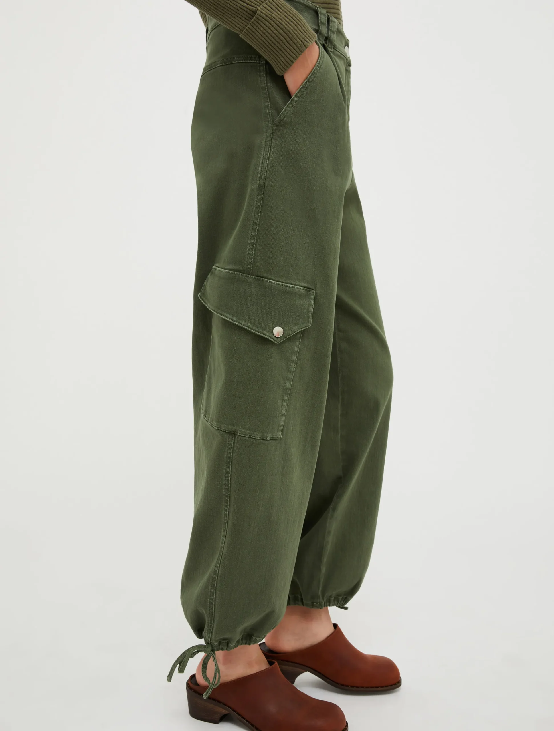 Stretch cotton drill drill cargo trousers