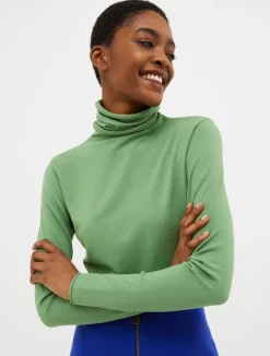 Stretchy turtleneck top