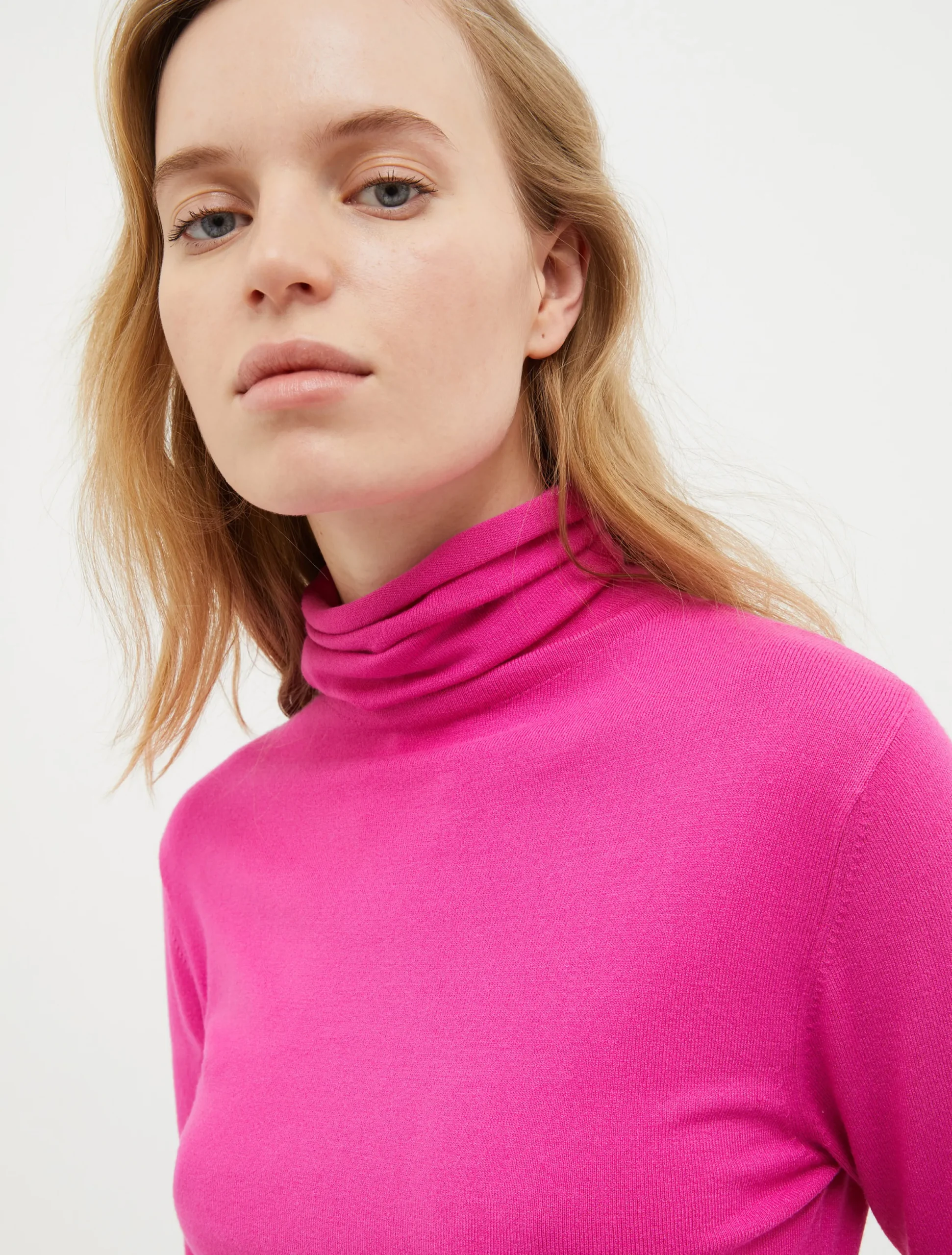 Stretchy turtleneck top