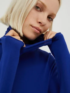 Stretchy turtleneck top