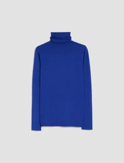 Stretchy turtleneck top
