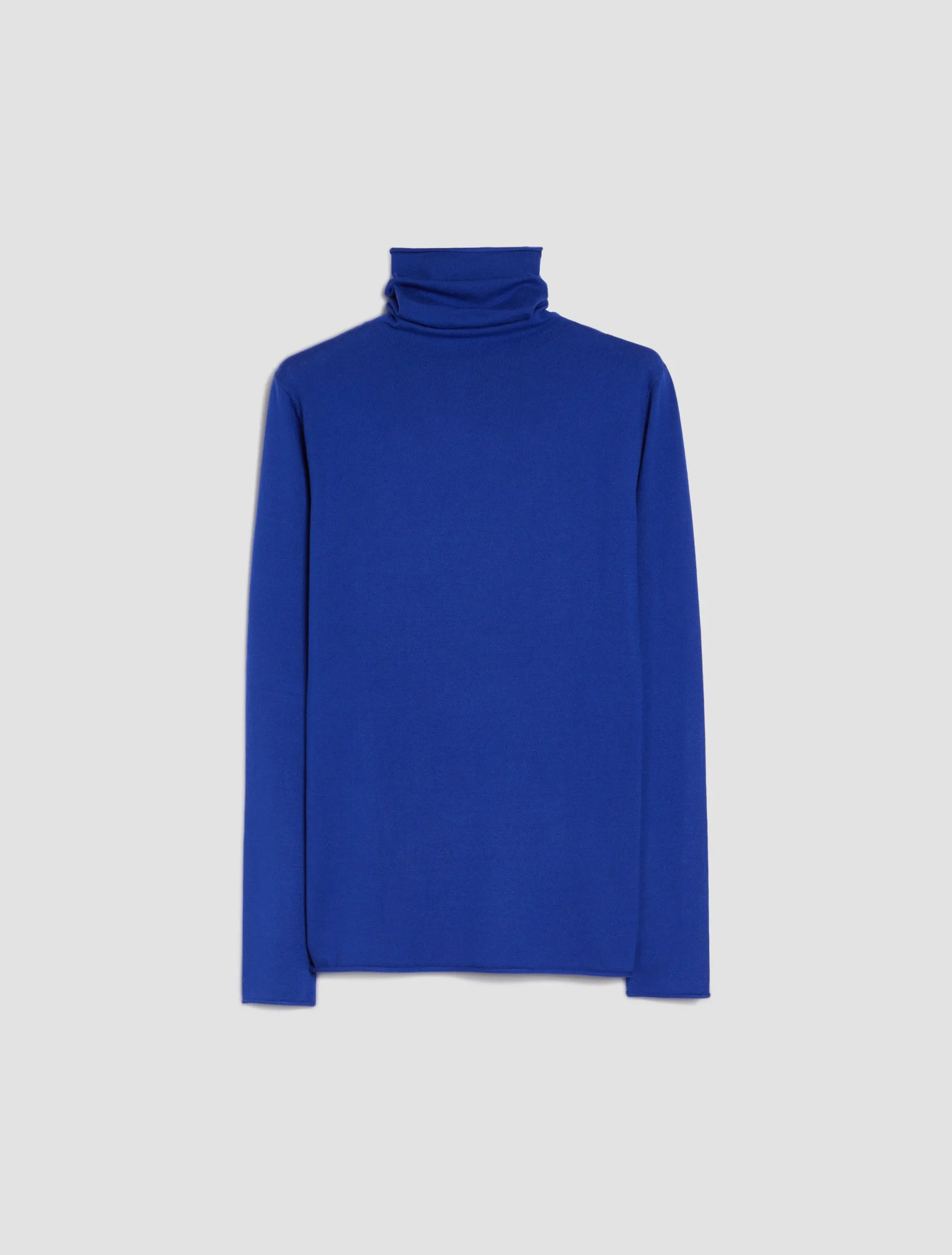 Stretchy turtleneck top
