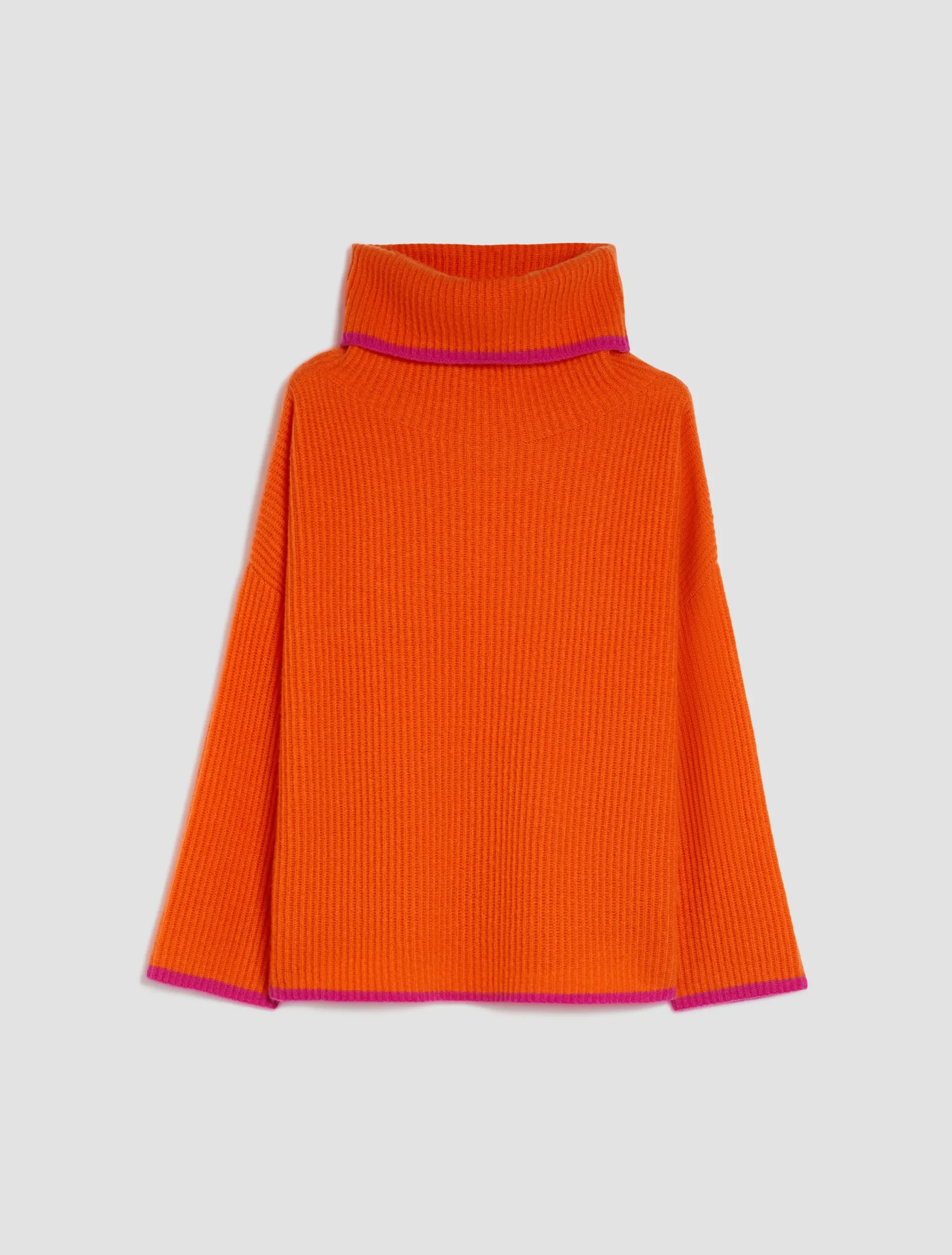 Turtleneck cashmere pullover
