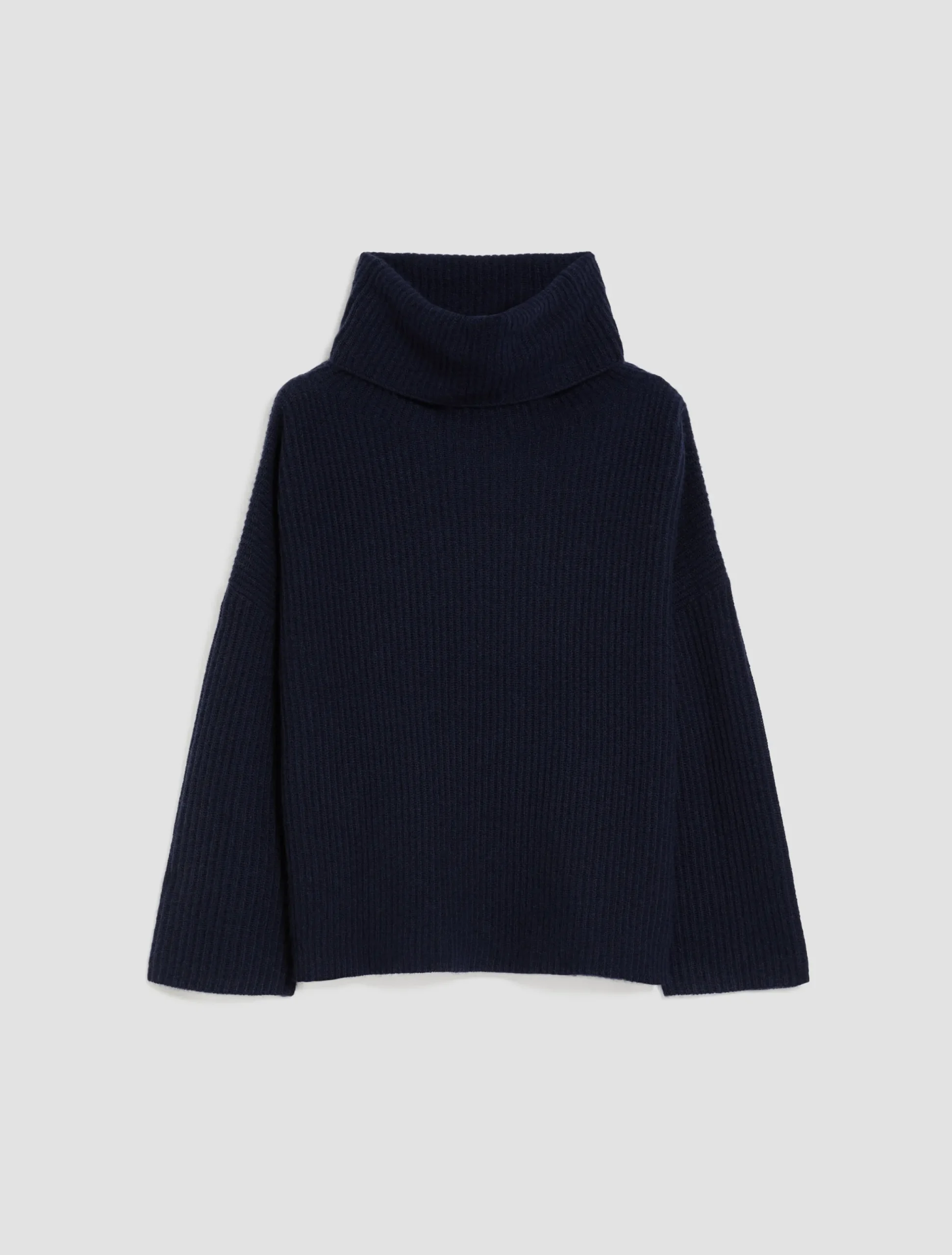 Turtleneck cashmere pullover